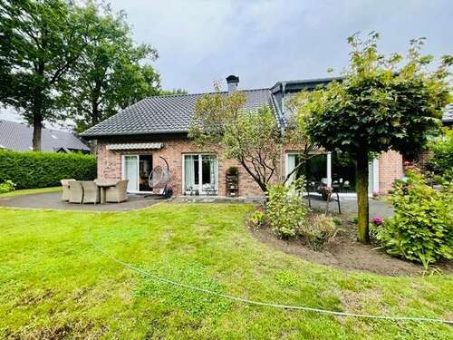 Foto - Haus zum Kaufen in Gütersloh 699.000,00 € 212.31 m²