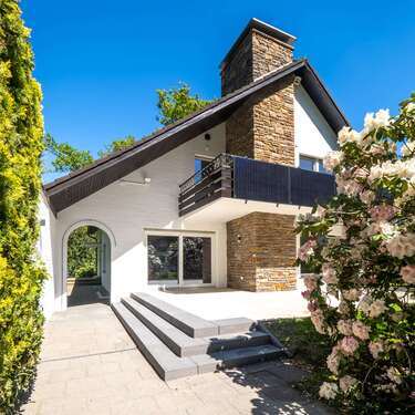 Foto - Haus zum Mieten in Mülheim an der Ruhr 3.615,00 € 260 m²