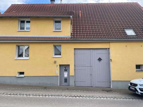 Foto - Haus zum Kaufen in Hohenstein 254.000,00 € 125 m²