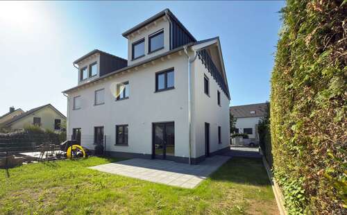Foto - Haus zum Kaufen in Nidderau-Windecken 635.000,00 € 142.5 m²