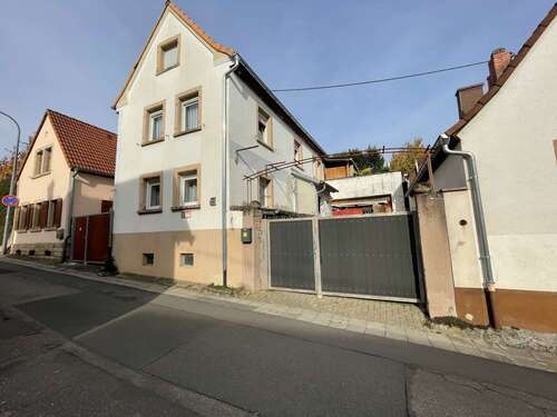 Foto - Haus zum Kaufen in Landau in der Pfalz Godramstein 249.000,00 € 134 m²