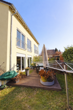 Foto - Haus zum Mieten in Radebeul 1.400,00 € 140 m²