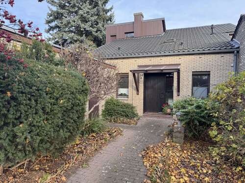 Foto - Haus zum Kaufen in Adelebsen 229.000,00 € 135 m²