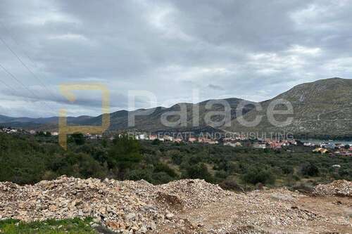 Foto - Grundstück zu verkaufen in Šibenik - Okolica 135.000,00 € 560 m²