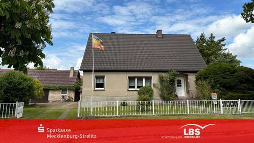 Foto - Haus zum Kaufen in Friedland 165.000,00 € 120 m²
