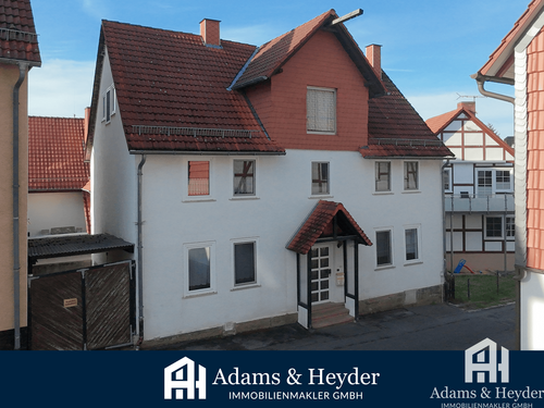 Foto - Haus zum Kaufen in Naumburg 169.000,00 € 194.37 m²