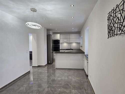 Foto - Wohnung zum Kaufen in Ludwigshafen am Rhein 240.000,00 € 70 m²