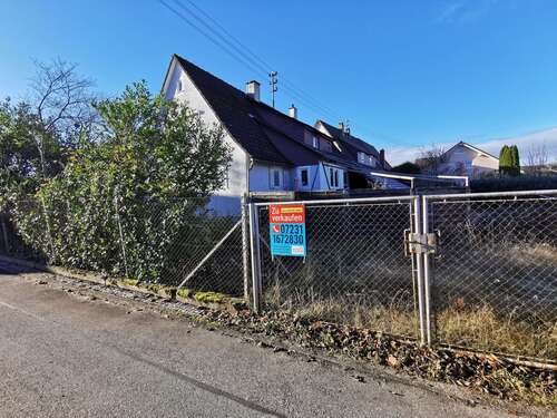 Foto - Haus zum Kaufen in Straubenhardt 300.000,00 € 120 m²