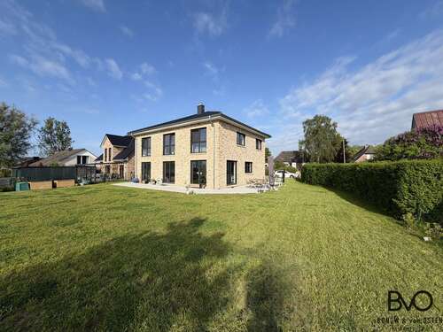 Foto - Haus zum Mieten in Blekendorf 2.500,00 € 188 m²
