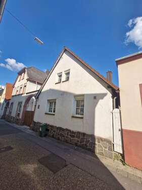 Foto - Haus zum Kaufen in Edenkoben 329.000,00 € 150 m²