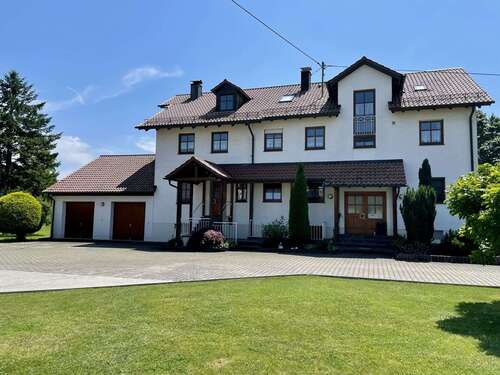 Foto - Haus zum Kaufen in Biberbach 835.000,00 € 300 m²
