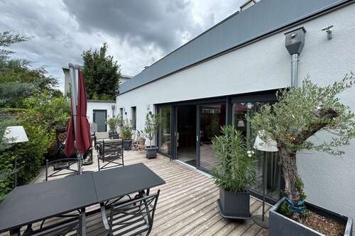 Foto - Haus zum Mieten in Dachau 2.990,00 € 210 m²