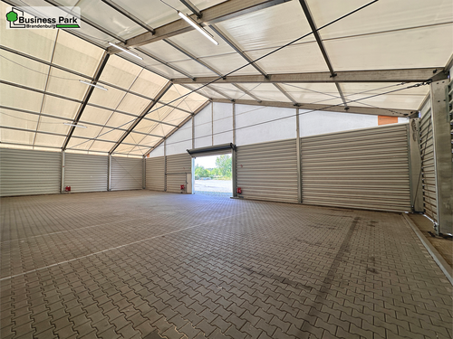 Foto - Halle in Brandenburg an der Havel 996,00 € 300 m²