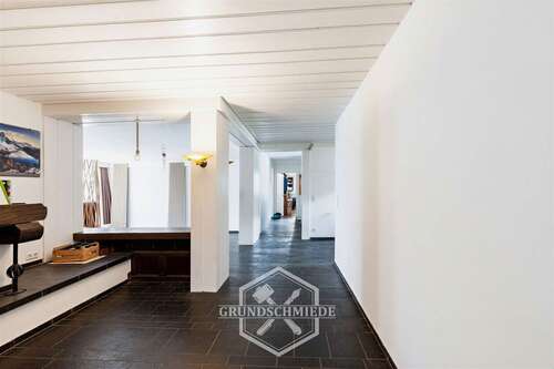 Foto - Wohnung zum Mieten in Stuttgart 1.900,00 € 340 m²