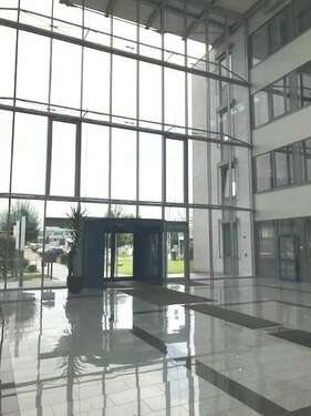 Foto - Büro in Holzgerlingen 5.095,00 € 566 m²