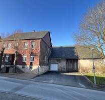 Haus zum Kaufen in Marsberg 175.000,00 € 267 m²