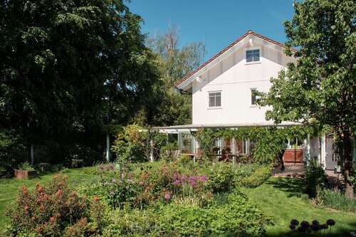 Foto - Haus zum Kaufen in Grünwald 2.898.000,00 € 210 m²