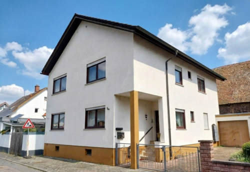 Foto - Haus zum Kaufen in Bürstadt 393.000,00 € 144 m²