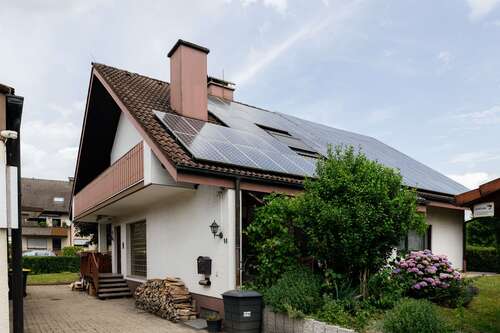 Foto - Haus zum Kaufen in Gundelfingen 1.070.000,00 € 216 m²