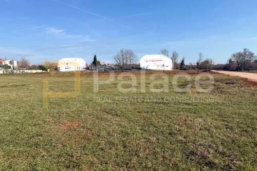 Foto - Grundstück zu verkaufen in Marčana 180.000,00 € 3567 m²