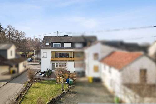 Foto - Haus zum Kaufen in Charlottenberg 169.000,00 € 208.95 m²