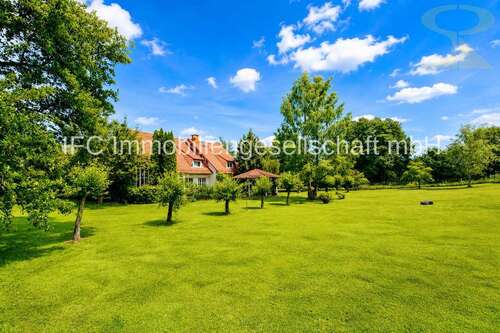 Foto - Haus zum Kaufen in Lutherstadt Wittenberg 750.000,00 € 312 m²