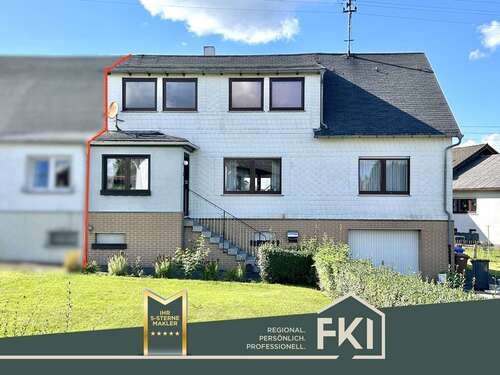 Foto - Haus zum Kaufen in Weitefeld 121.000,00 € 146 m²