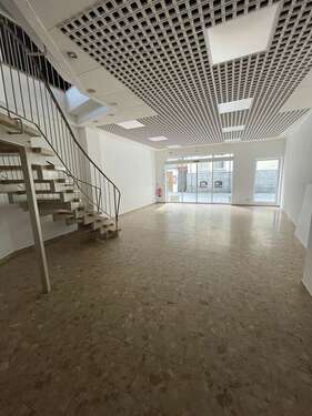 Foto - Einzelhandel in Aue-Bad Schlema 810,00 € 132.7 m²
