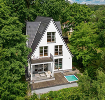 Haus zum Kaufen in Berlin 2.370.000,00 € 247 m²