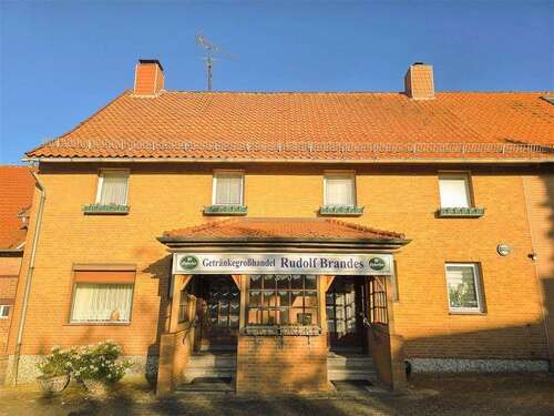 Foto - Haus zum Kaufen in Sibbesse 110.000,00 € 270 m²