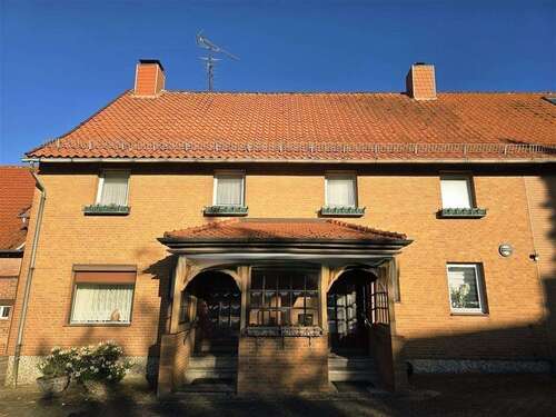 Foto - Haus zum Kaufen in Sibbesse 125.000,00 € 270 m²