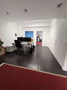 Foto - Büro in Düsseldorf 2.500,00 € 186 m²