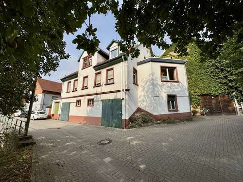 Foto - Haus zum Kaufen in Ottersheim 249.000,00 € 280 m²
