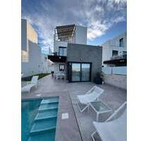 Haus zum Kaufen in Torrevieja 670.000,00 € 175 m²