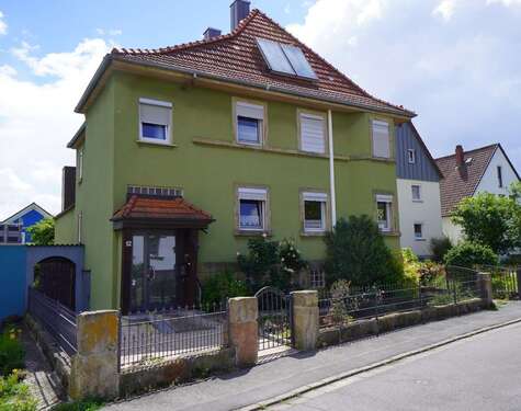 Foto - Haus zum Kaufen in Michelau in Oberfranken 240.000,00 € 181 m²