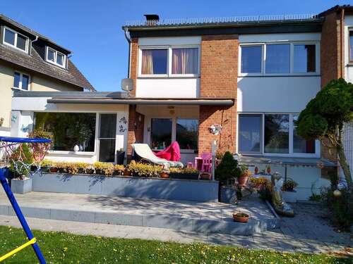 Foto - Haus zum Kaufen in Karben 650.000,00 € 123 m²