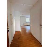 Wohnung zum Mieten in Suhl 400,00 € 74.8 m²