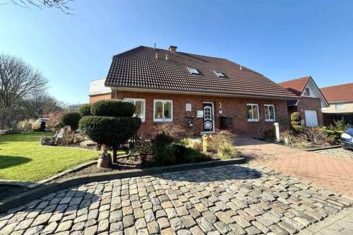 Foto - Haus zum Kaufen in Leer 449.000,00 € 212 m²