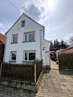 Foto - Haus zum Kaufen in Hohenmölsen 180.000,00 € 120 m²