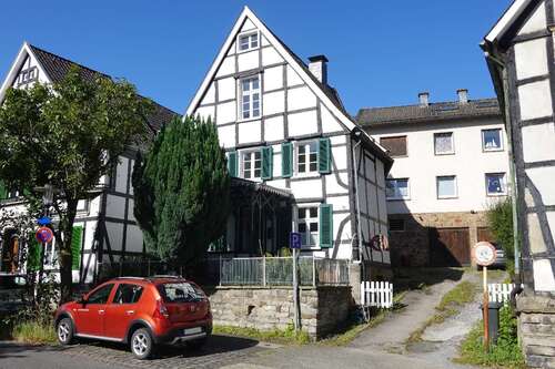 Foto - Haus zum Kaufen in Hagen-Hohenlimburg 185.000,00 € 150 m²