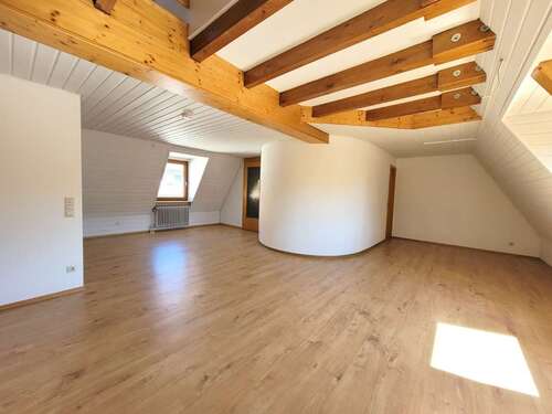 Foto - Wohnung zum Mieten in Geisingen 800,00 € 98 m²