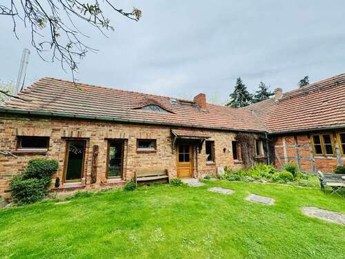 Foto - Haus zum Kaufen in Wusterhausen 350.000,00 € 300 m²