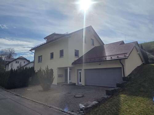 Foto - Haus zum Kaufen in Ochsenhausen 545.000,00 € 194 m²