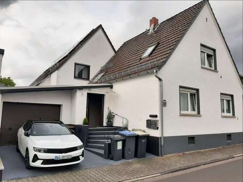 Foto - Haus zum Kaufen in Raunheim 650.000,00 € 270 m²