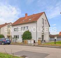 Haus zum Kaufen in Altrip 660.000,00 € 230 m²