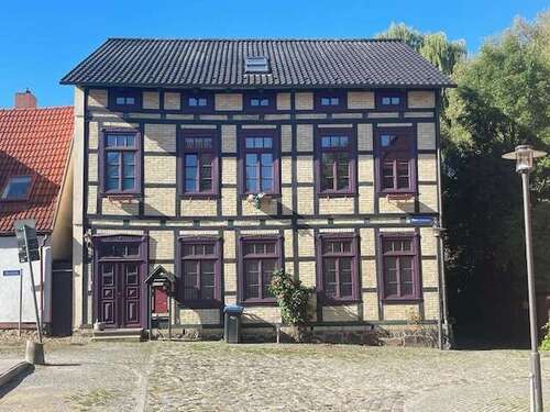 Foto - Haus zum Kaufen in Lübz 350.000,00 € 385 m²