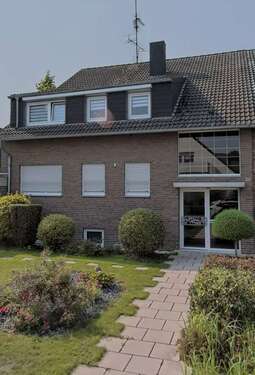 Foto - Haus zum Kaufen in Korscheenbroich 599.000,00 € 184 m²