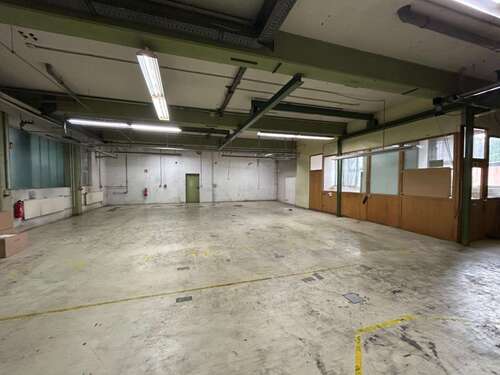 Foto - Halle in Maulbronn 1.825,00 € 309.7 m²