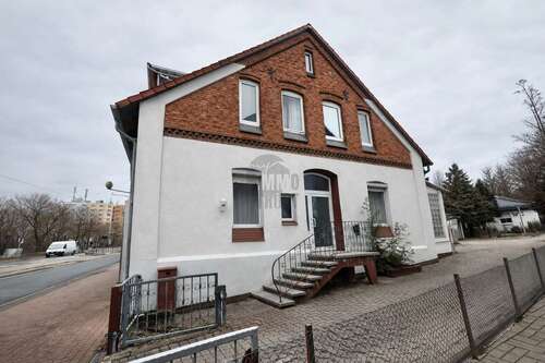 Foto - Haus zum Kaufen in Laatzen 899.000,00 € 471 m²