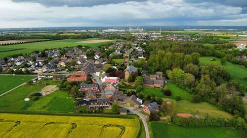 Foto - Haus zum Kaufen in Neuss 695.000,00 € 164 m²